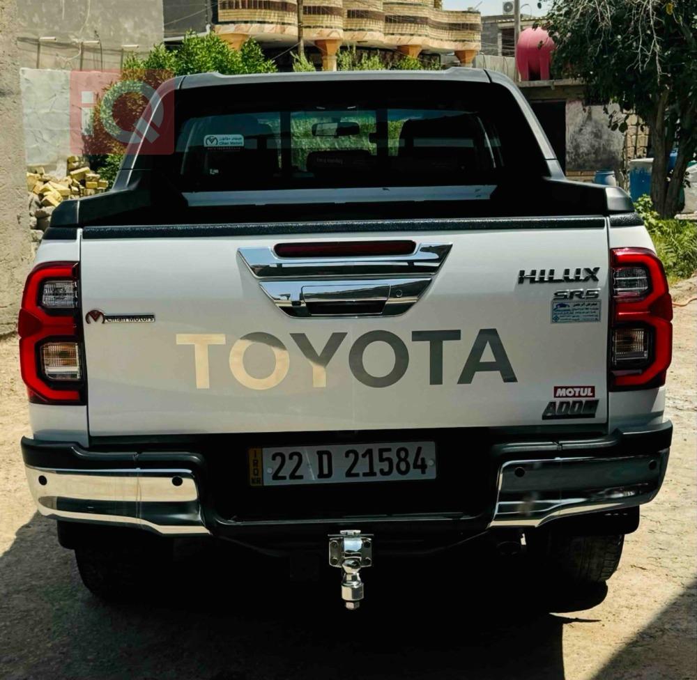 Toyota Hilux